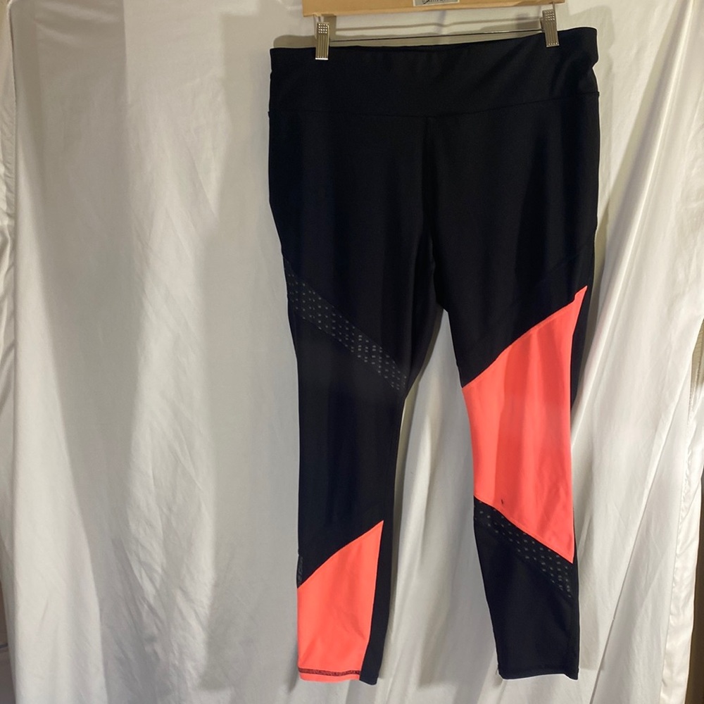 Xersion woman’s workout pants size 1X